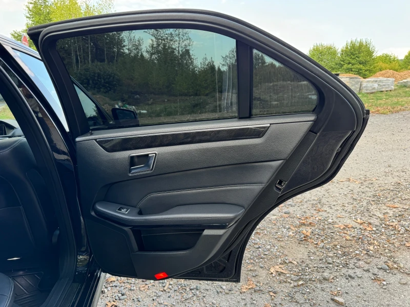 Mercedes-Benz E 220 220CDI, снимка 16 - Автомобили и джипове - 52424329