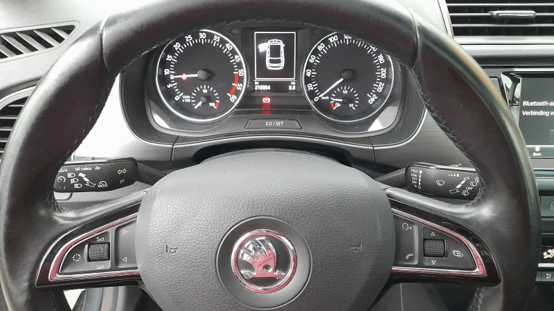 Skoda Fabia 105кс Панорама Кейледсгол, снимка 12 - Автомобили и джипове - 52667747