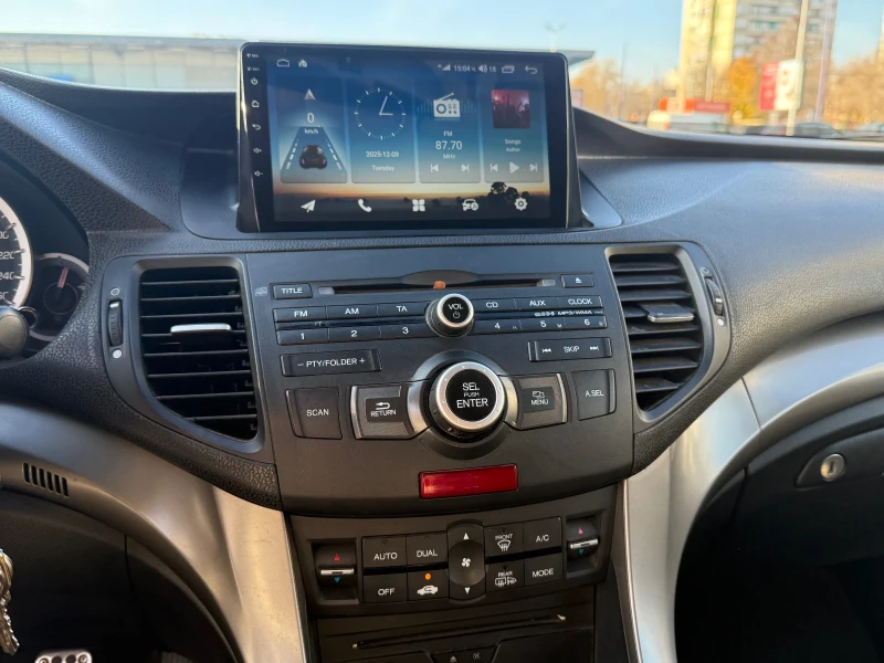 Honda Accord Седан, снимка 4 - Автомобили и джипове - 52710088