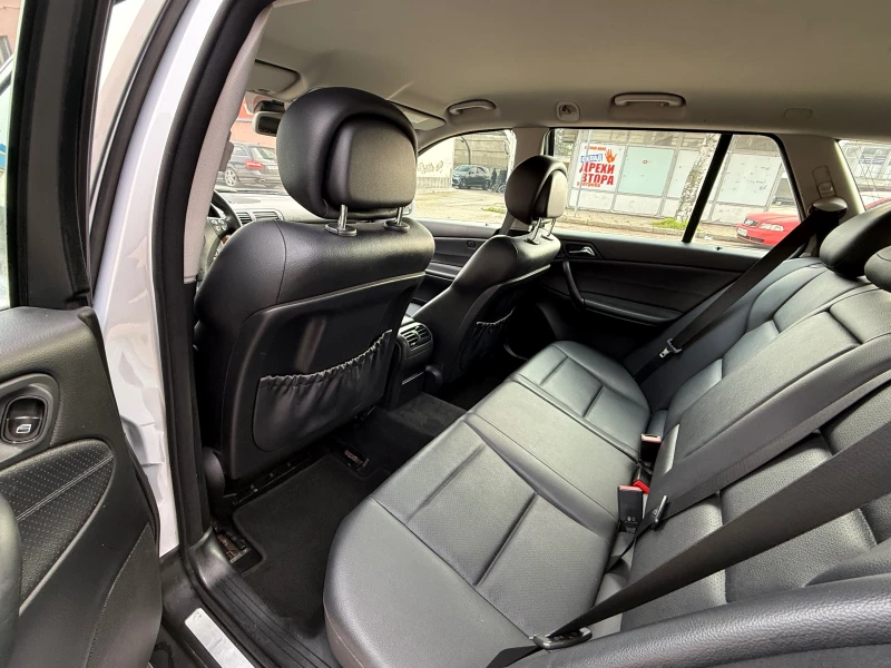 Mercedes-Benz C 220 C220 км реални НОВ ВНОС, снимка 15 - Автомобили и джипове - 53356313