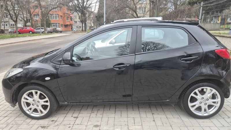 Mazda 2, снимка 3 - Автомобили и джипове - 52975421