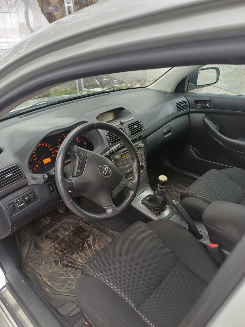 Toyota Avensis, снимка 7 - Автомобили и джипове - 53234659
