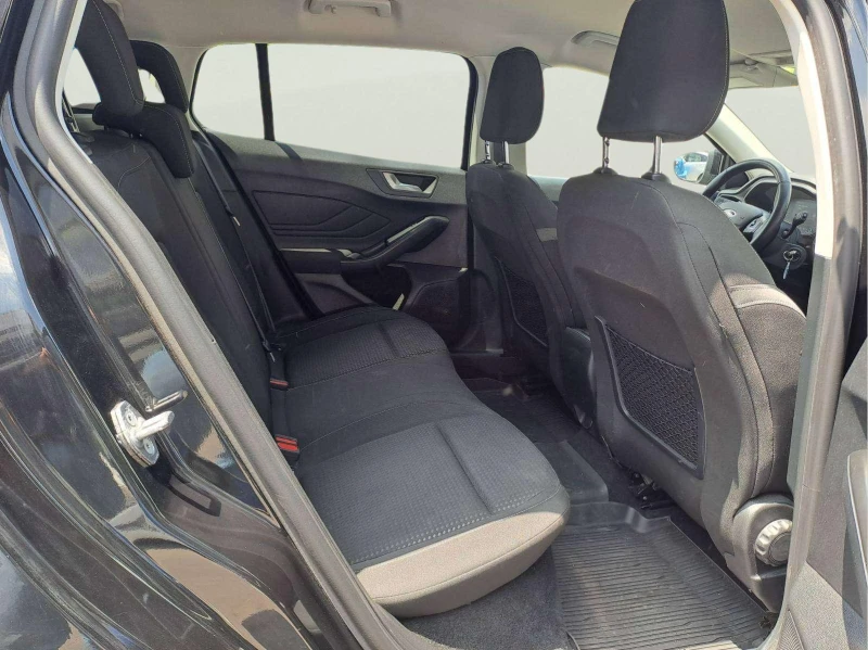 Ford Focus 1.0 EcoBoost, снимка 10 - Автомобили и джипове - 53255331