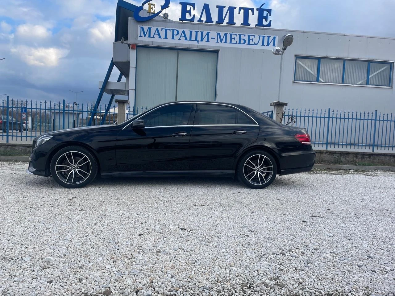 Mercedes-Benz E 350 AMG 4Matic - изображение 6