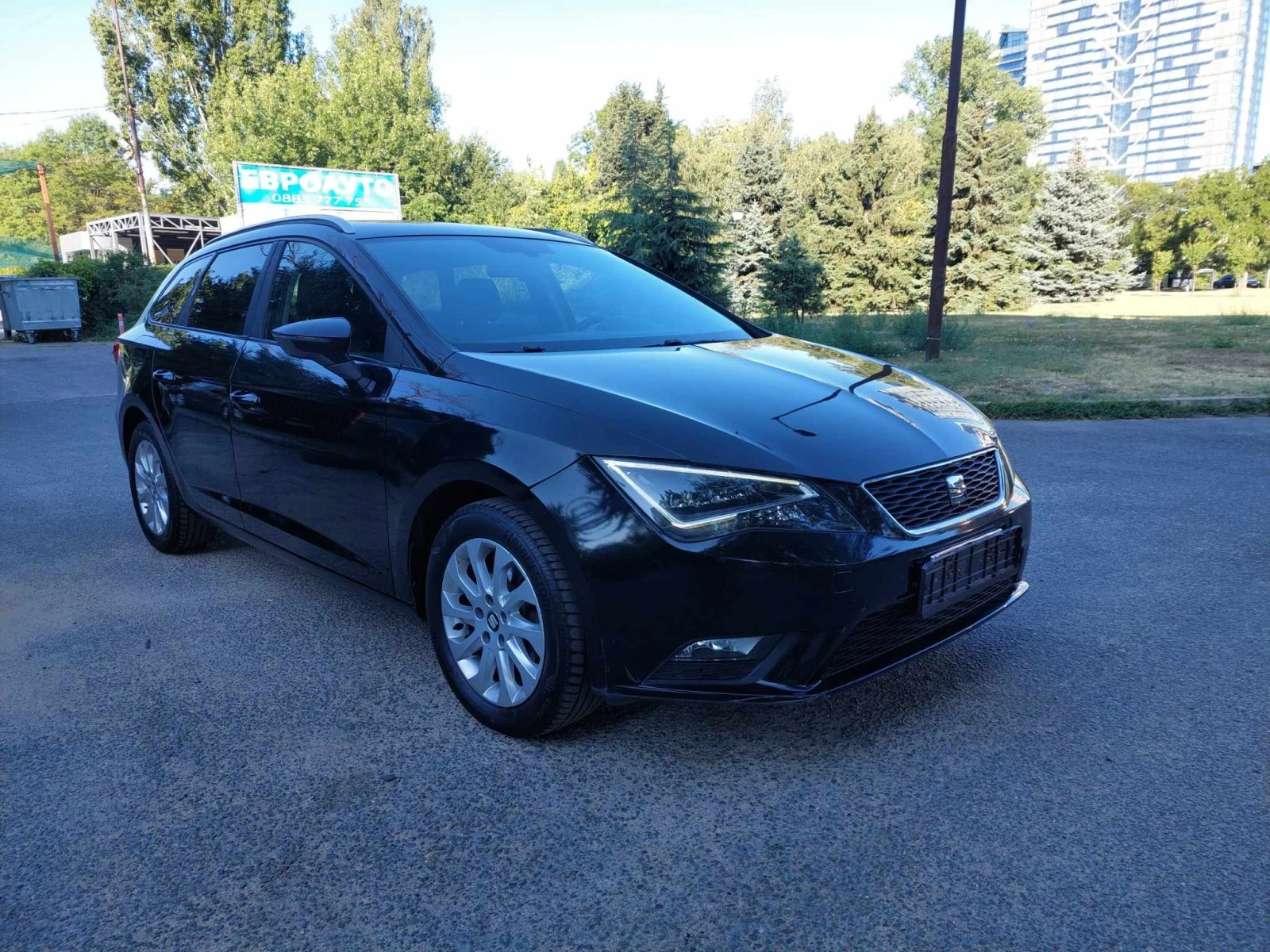 Seat Leon 1, 6TDI 105ps FULL LED - изображение 2