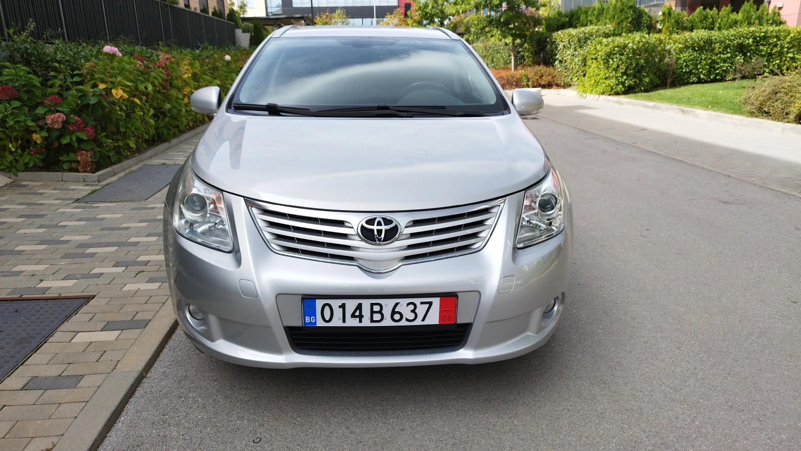 Toyota Avensis 2, 0i #KEYLESS#NAVI#CAMERA# - изображение 7