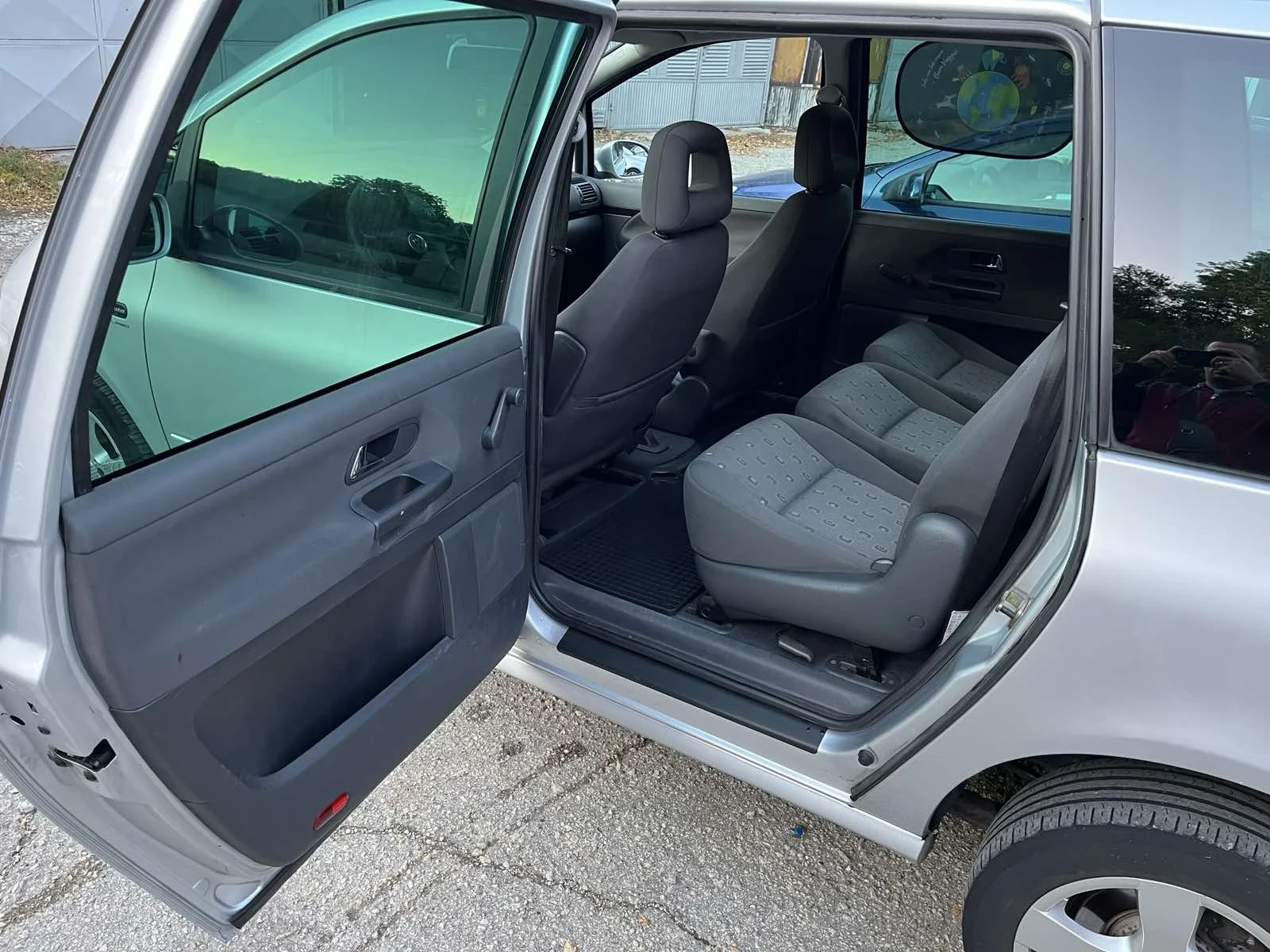 VW Sharan 1.8Т / 6ск. / Подгрев / Люк - изображение 8