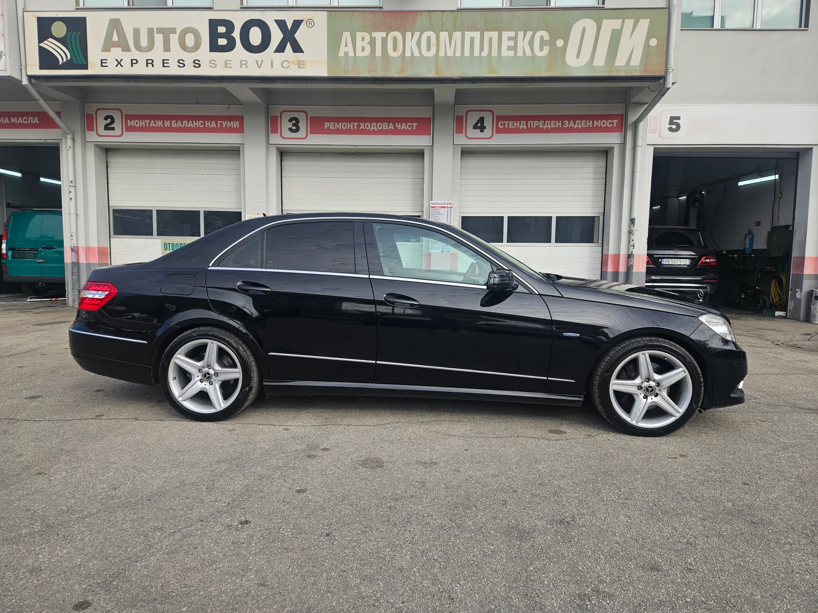 Mercedes-Benz E 350 CDI-BlueEfficiency-Avantgarde-Harman-Kardon - изображение 6