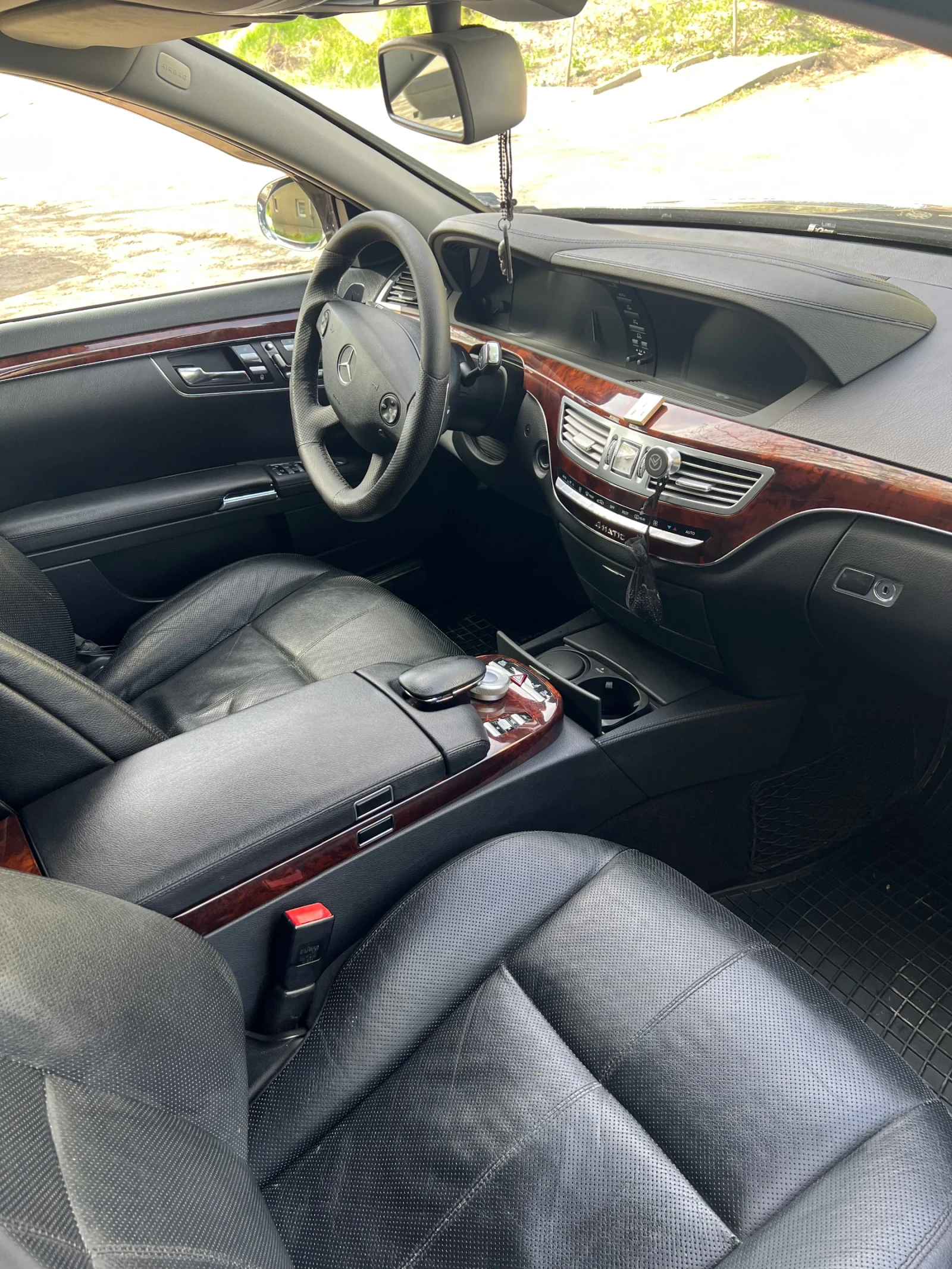 Mercedes-Benz S 550  - изображение 5