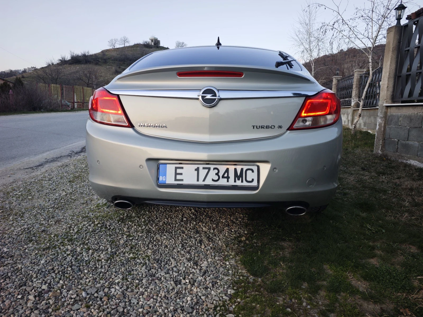 Opel Insignia Cosmo 2.0T 4x4, снимка 6 - Автомобили и джипове - 53850031