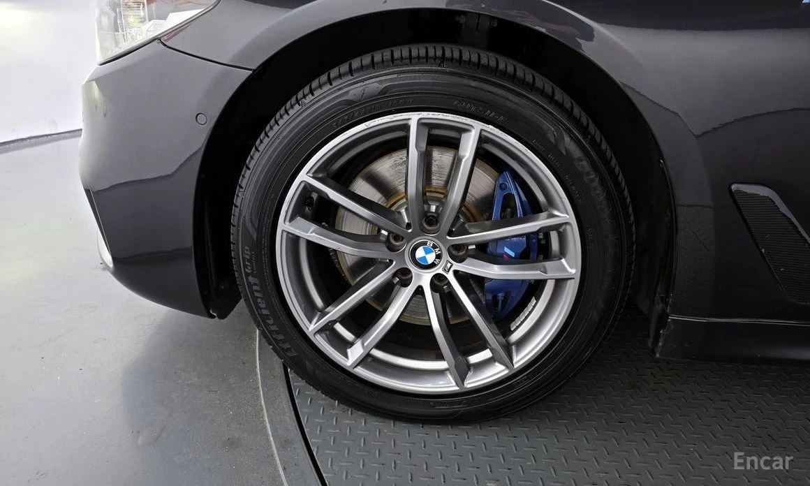 BMW 330  - изображение 5