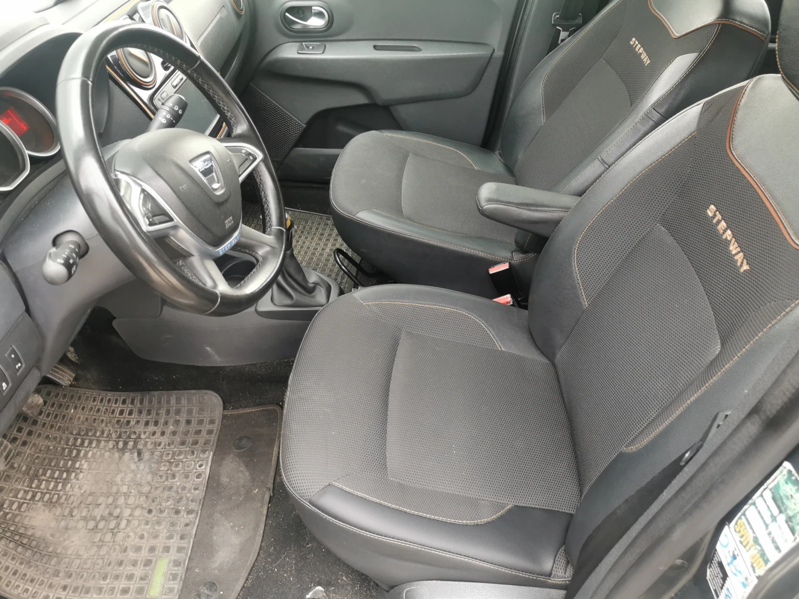 Dacia Lodgy 1, 6i GPL-Stepway - изображение 10