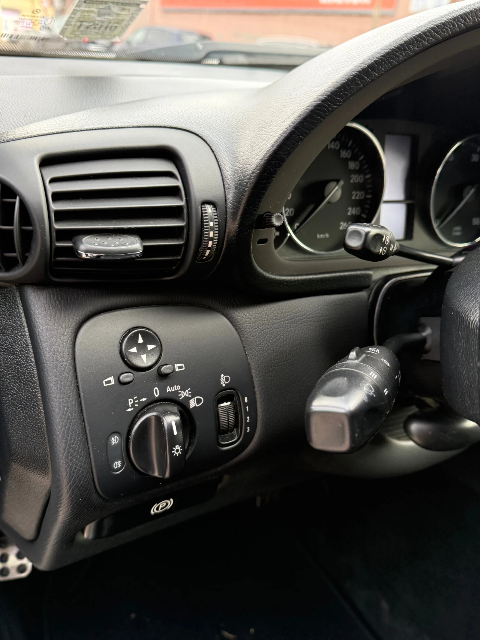 Mercedes-Benz C 220 C220 км реални НОВ ВНОС - изображение 9