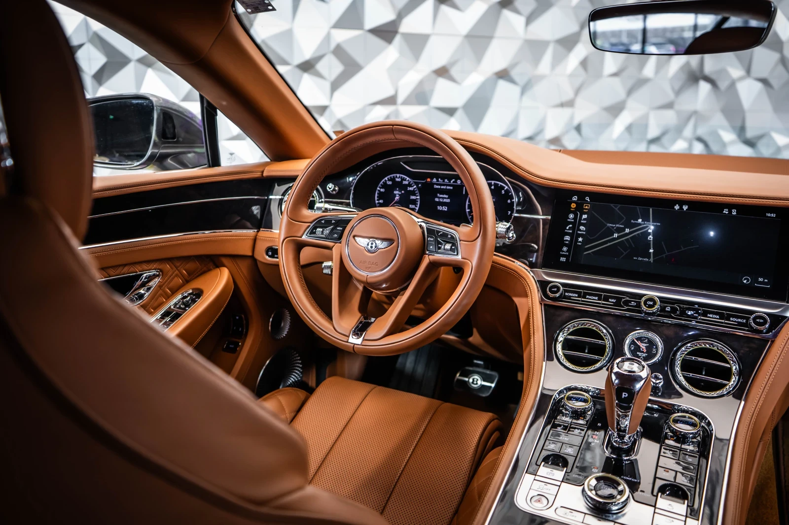 Bentley Continental gt W12 First Edition* Bang&Olufsen* Лизинг - изображение 10