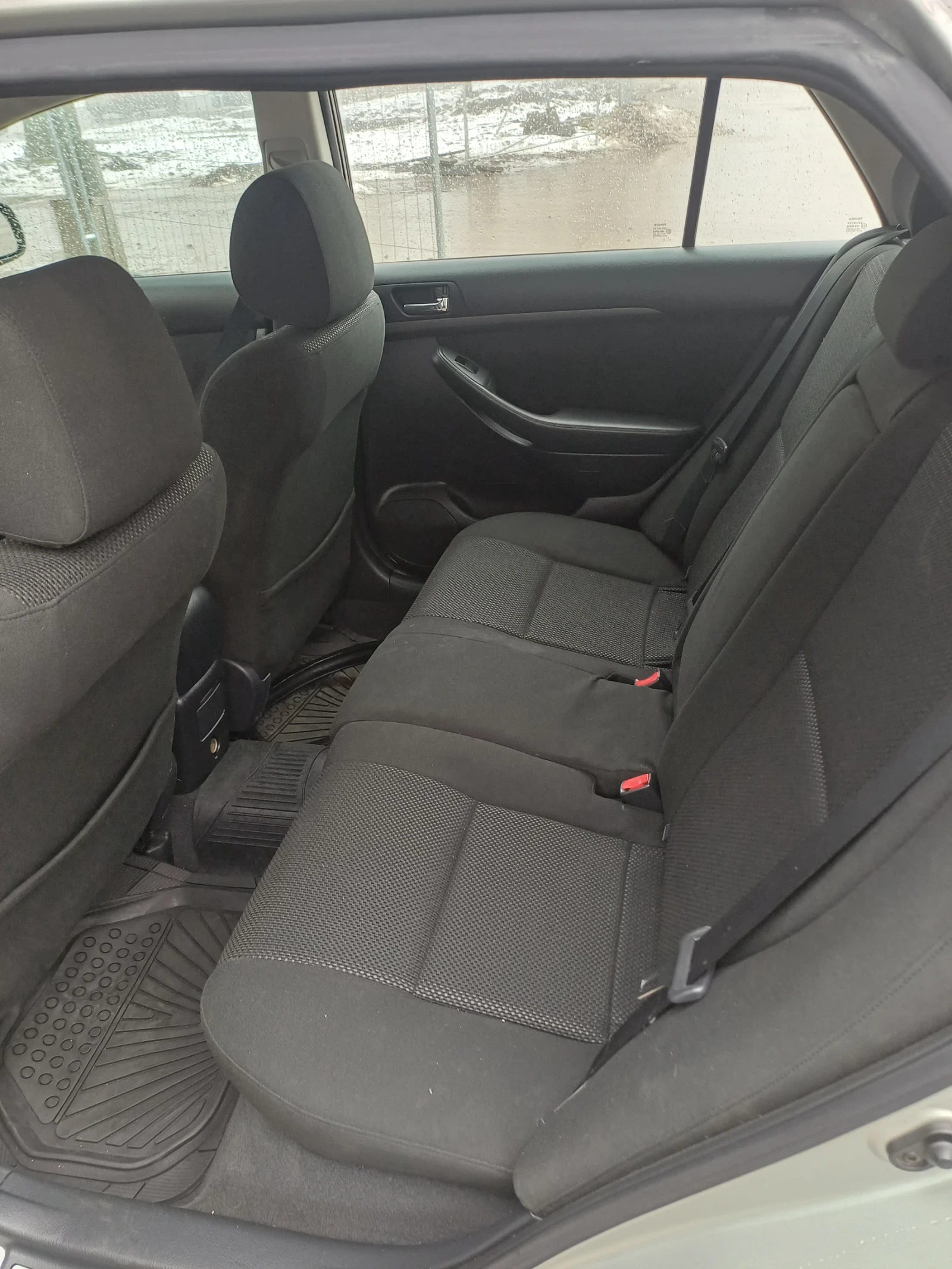 Toyota Avensis  - изображение 6