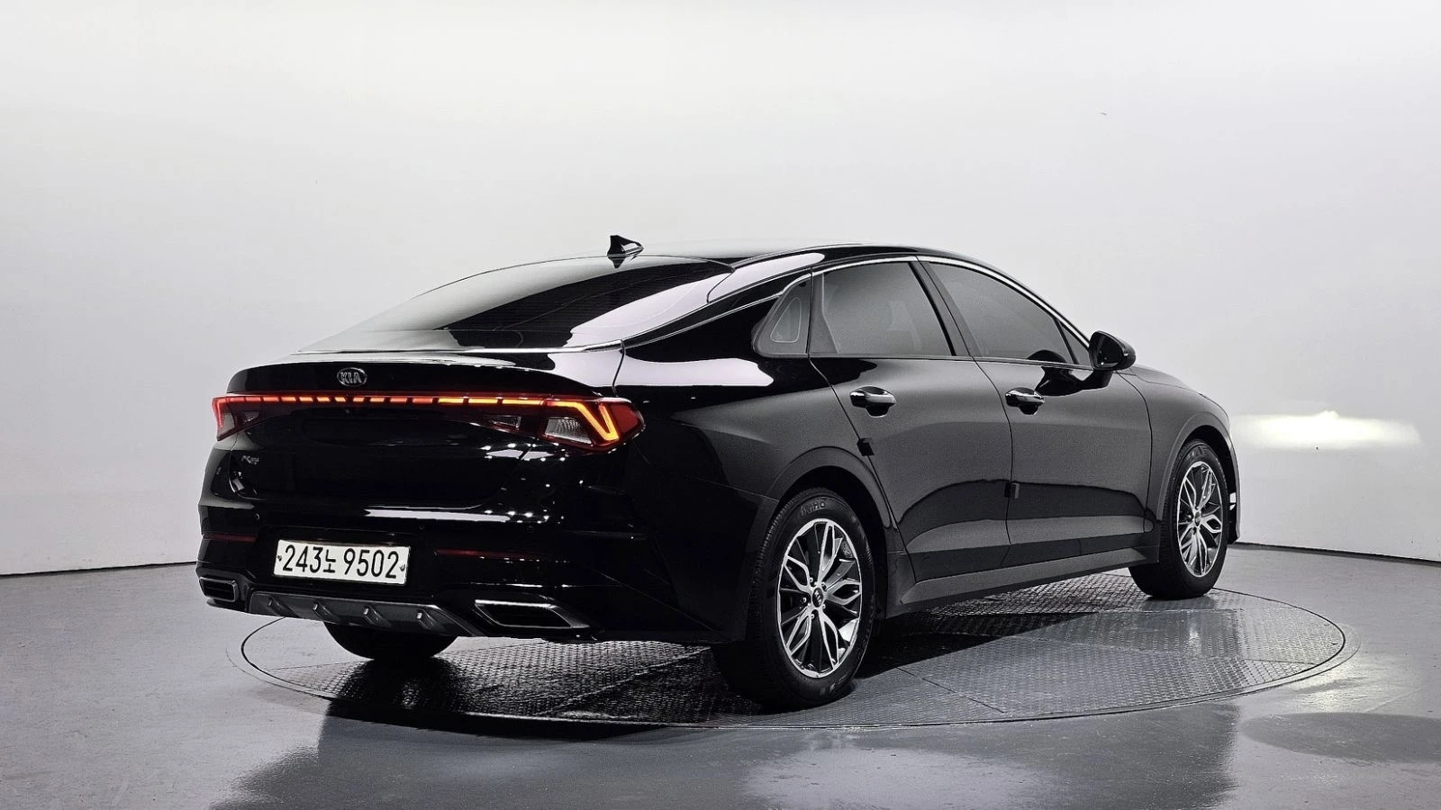 Kia K5 2.0LPI TRENDY autogeorge.com | Mobile.bg � ����������� 4