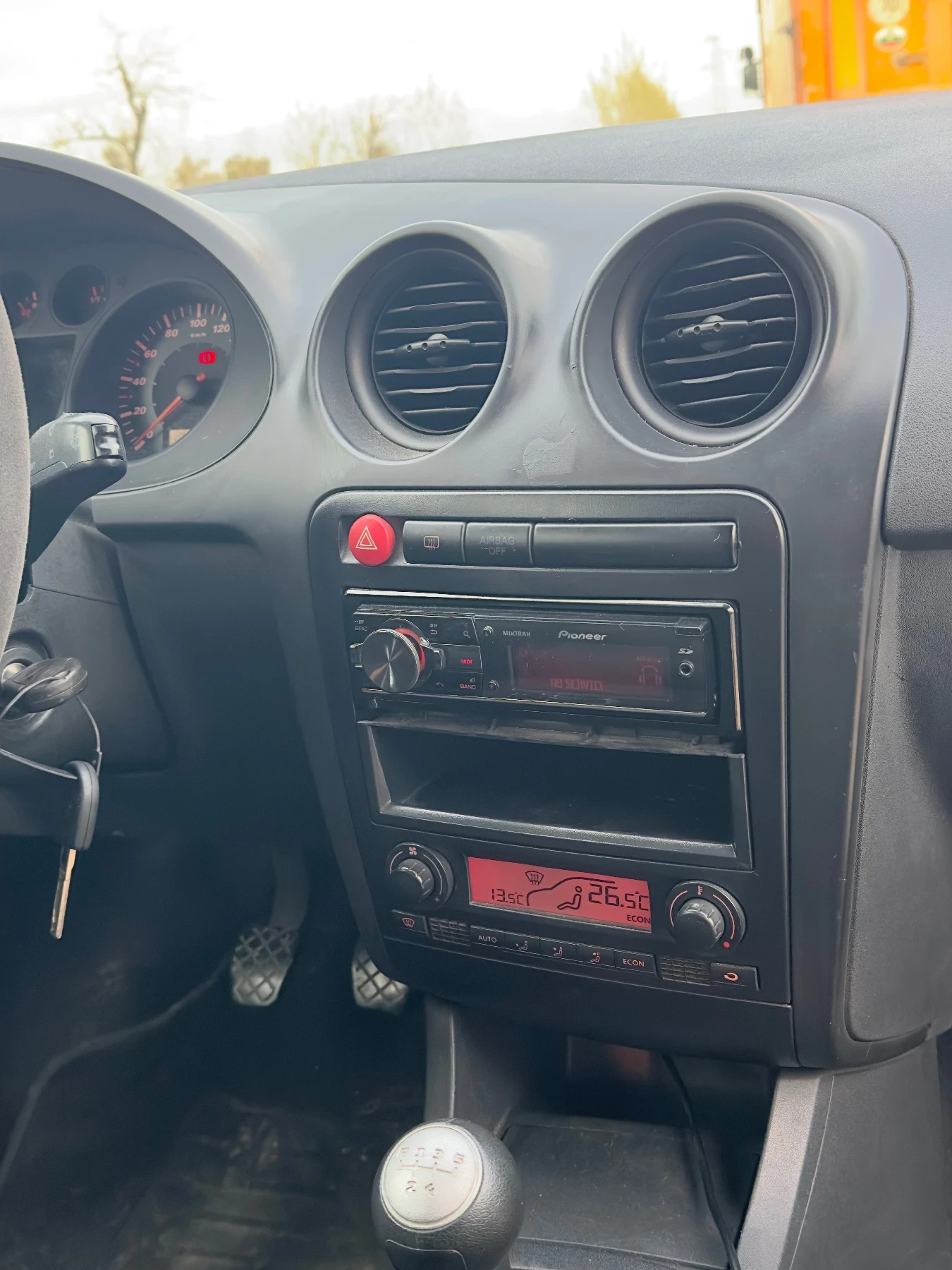 Seat Ibiza 1.9TDI 101hp, снимка 7 - Автомобили и джипове - 54160311