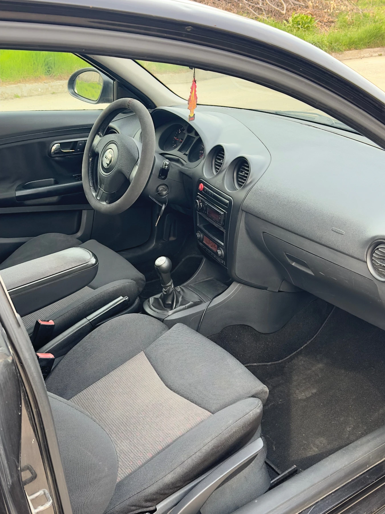Seat Ibiza 1.9TDI 101hp, снимка 6 - Автомобили и джипове - 54160311