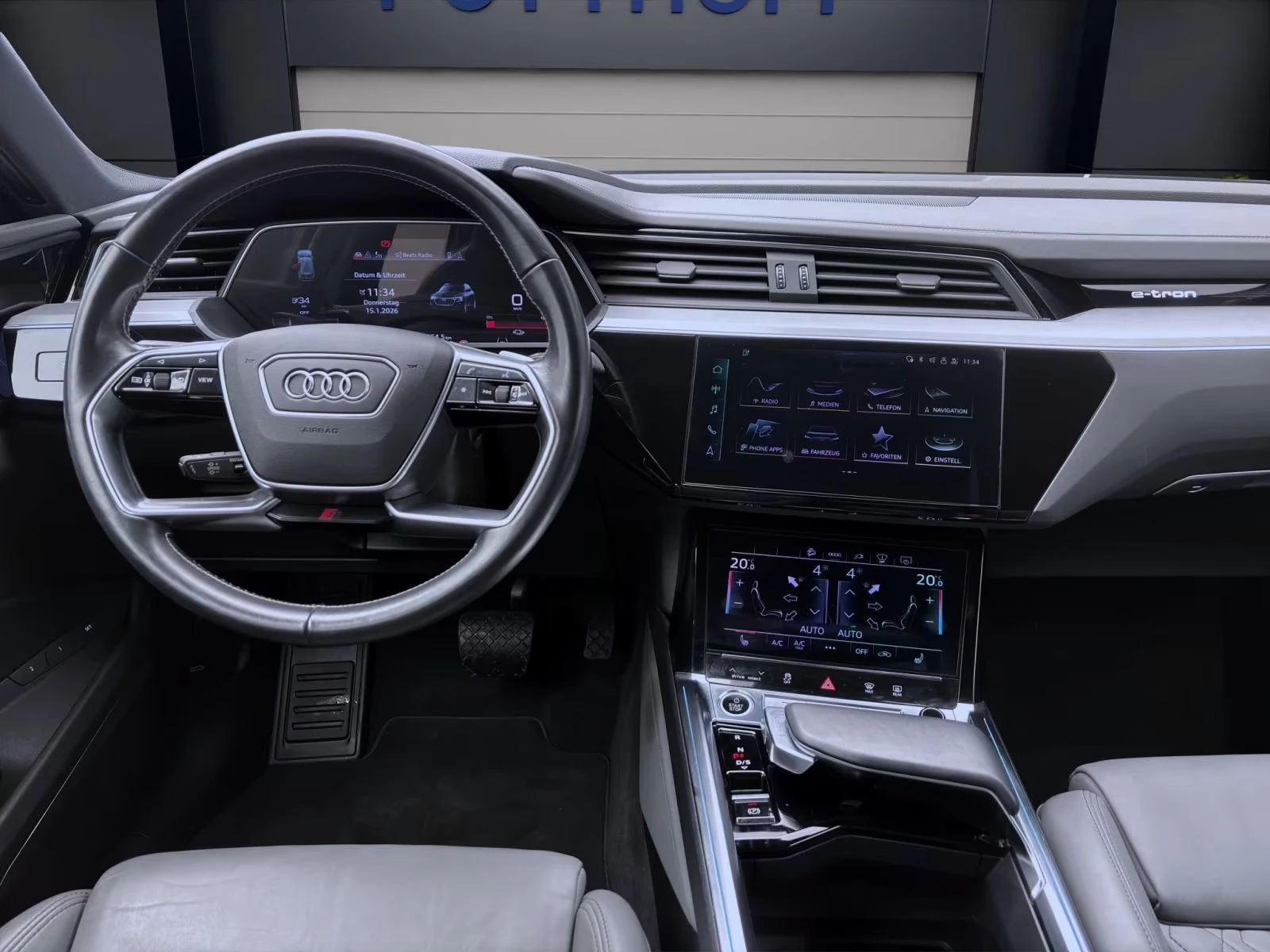 Audi E-Tron SPORTBACK55/408HP/SLINE/QUATTRO/CAM/B&O/MATRIX296z, снимка 9 - Автомобили и джипове - 54193198