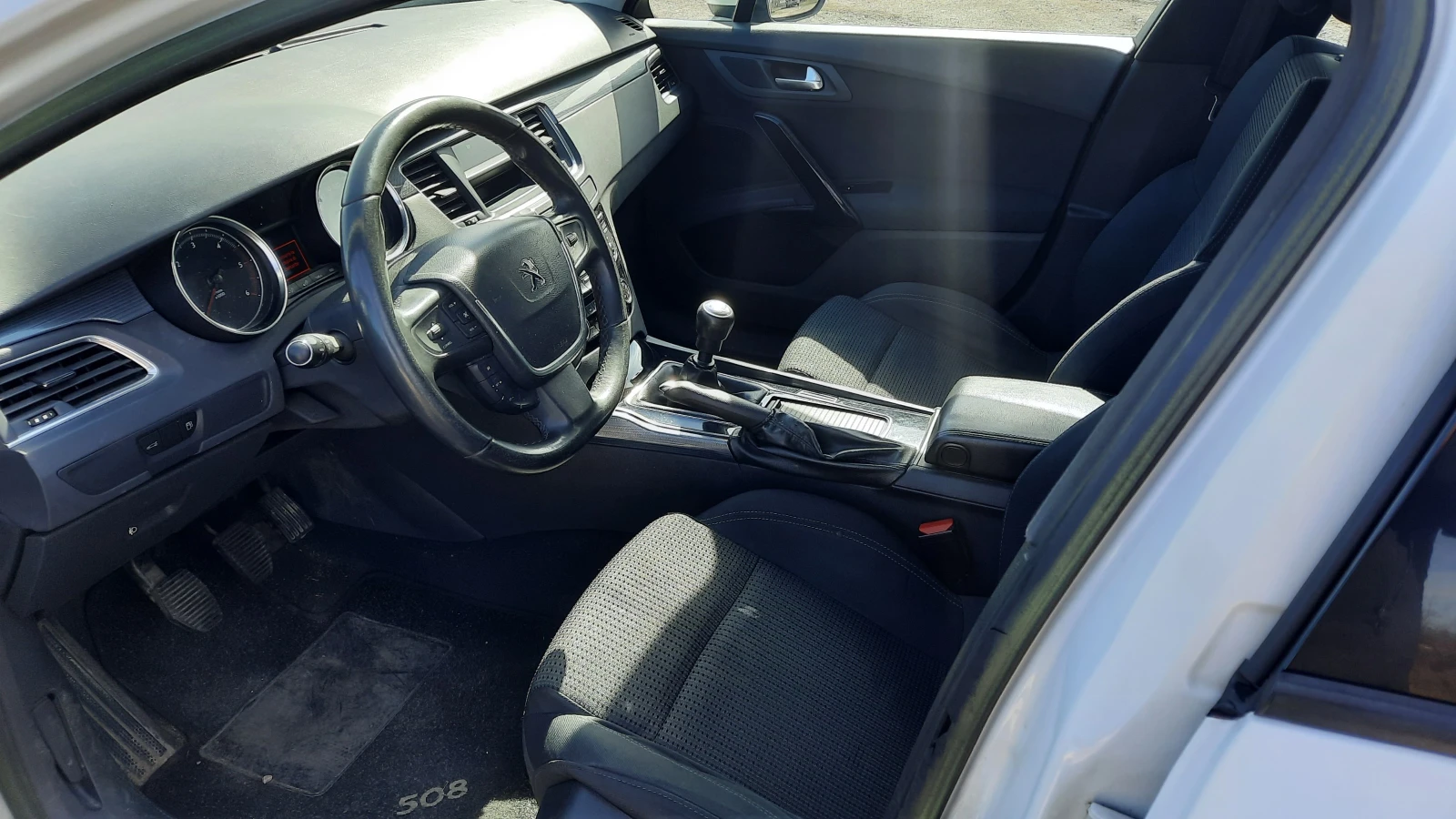 Peugeot 508 2.0 HDI 140 kc, снимка 9 - Автомобили и джипове - 54262816