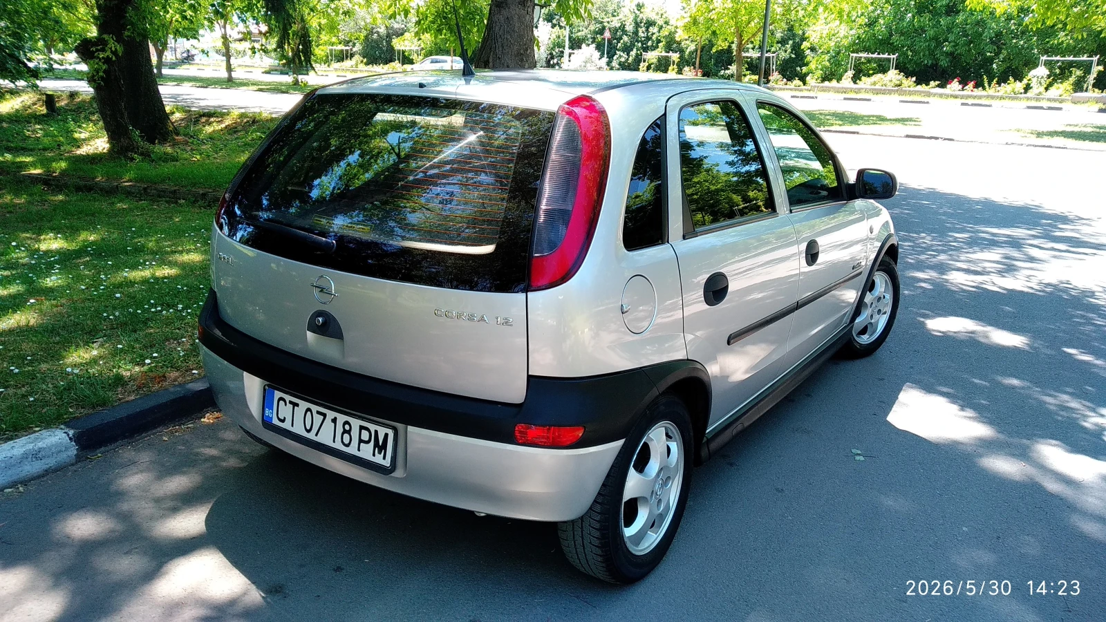 Opel Corsa 1.2 Comfort, снимка 8 - Автомобили и джипове - 54722558