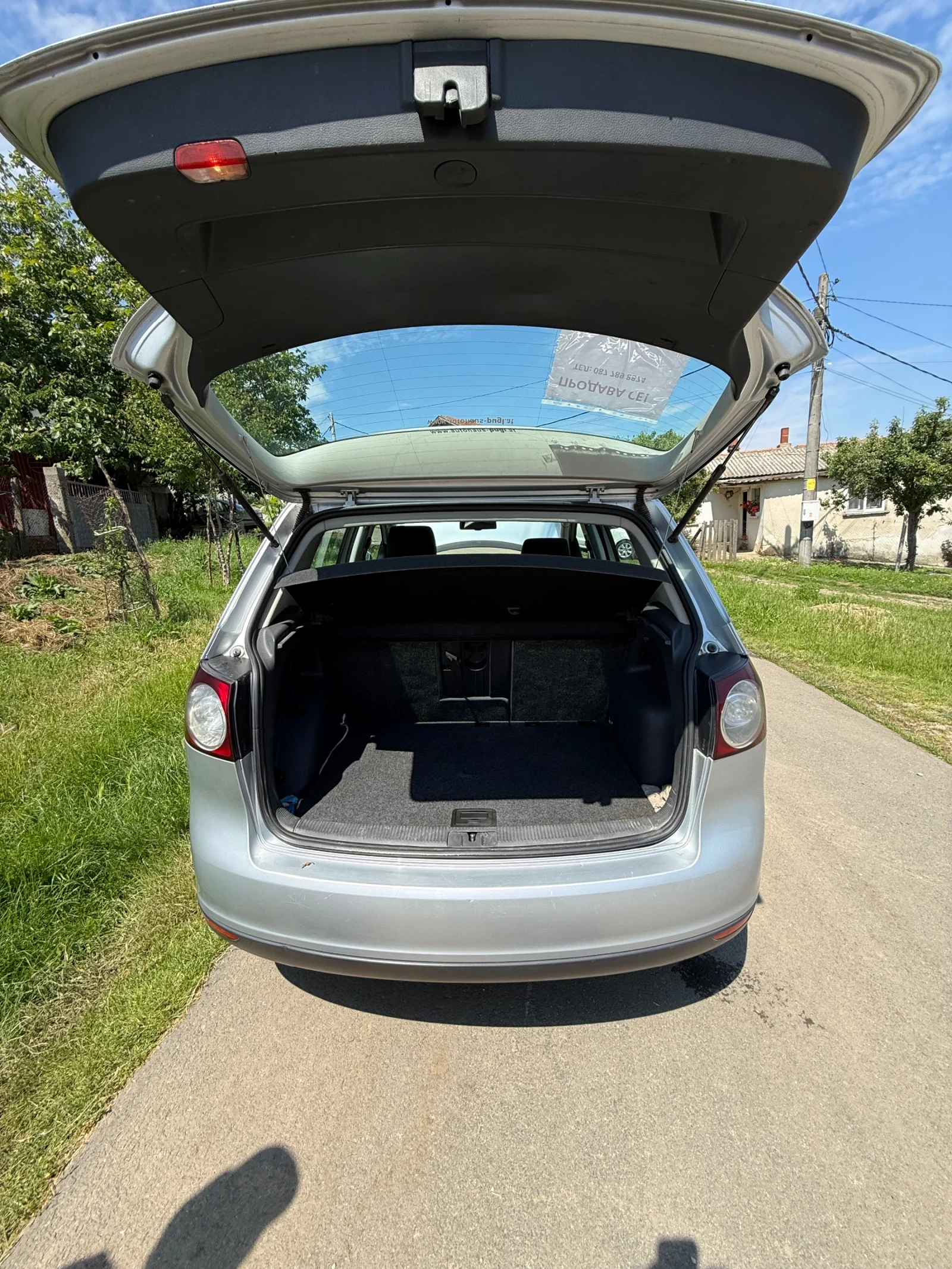 VW Golf Plus, снимка 8 - Автомобили и джипове - 54807128