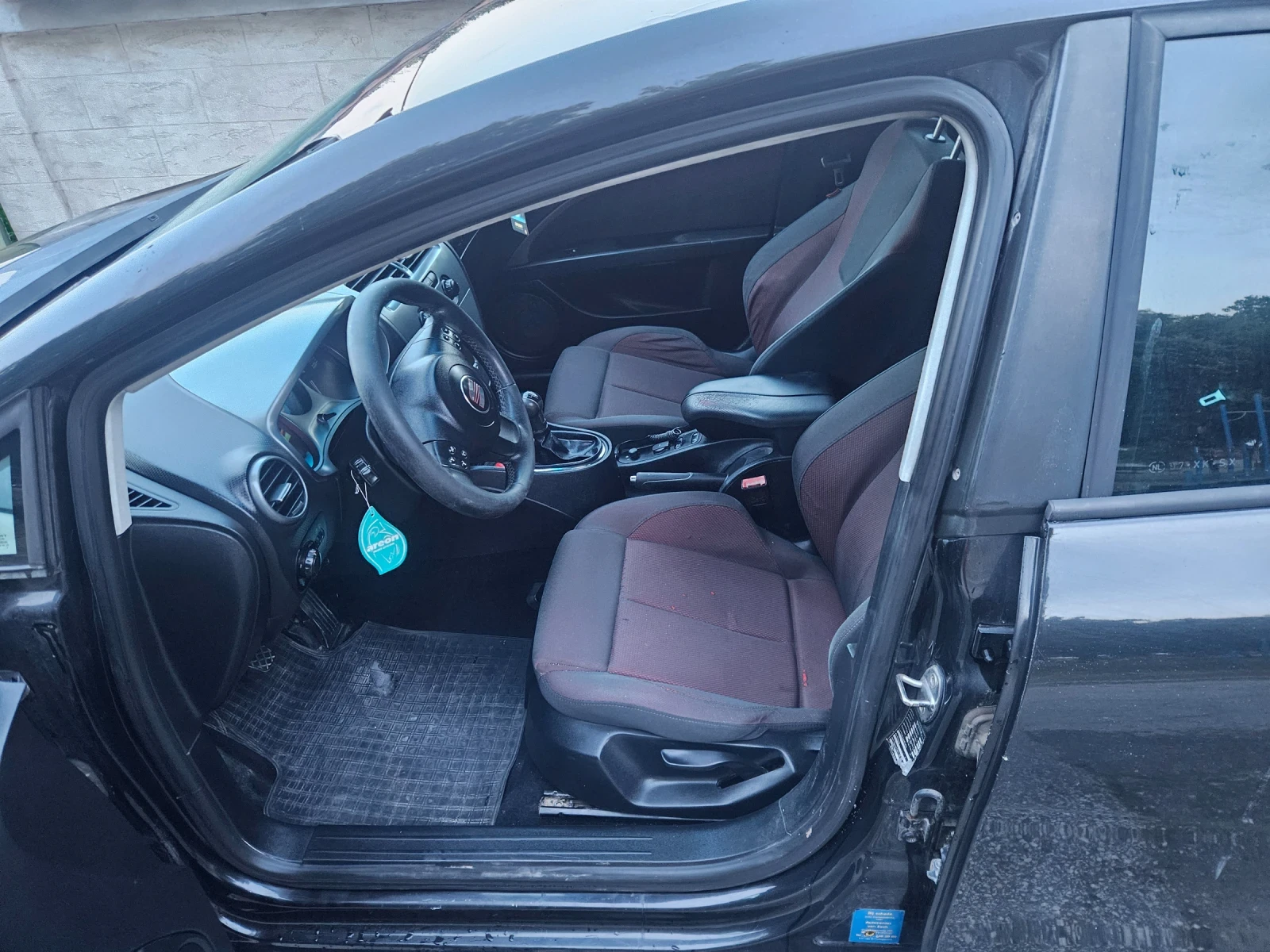 Seat Leon, снимка 5 - Автомобили и джипове - 55838857