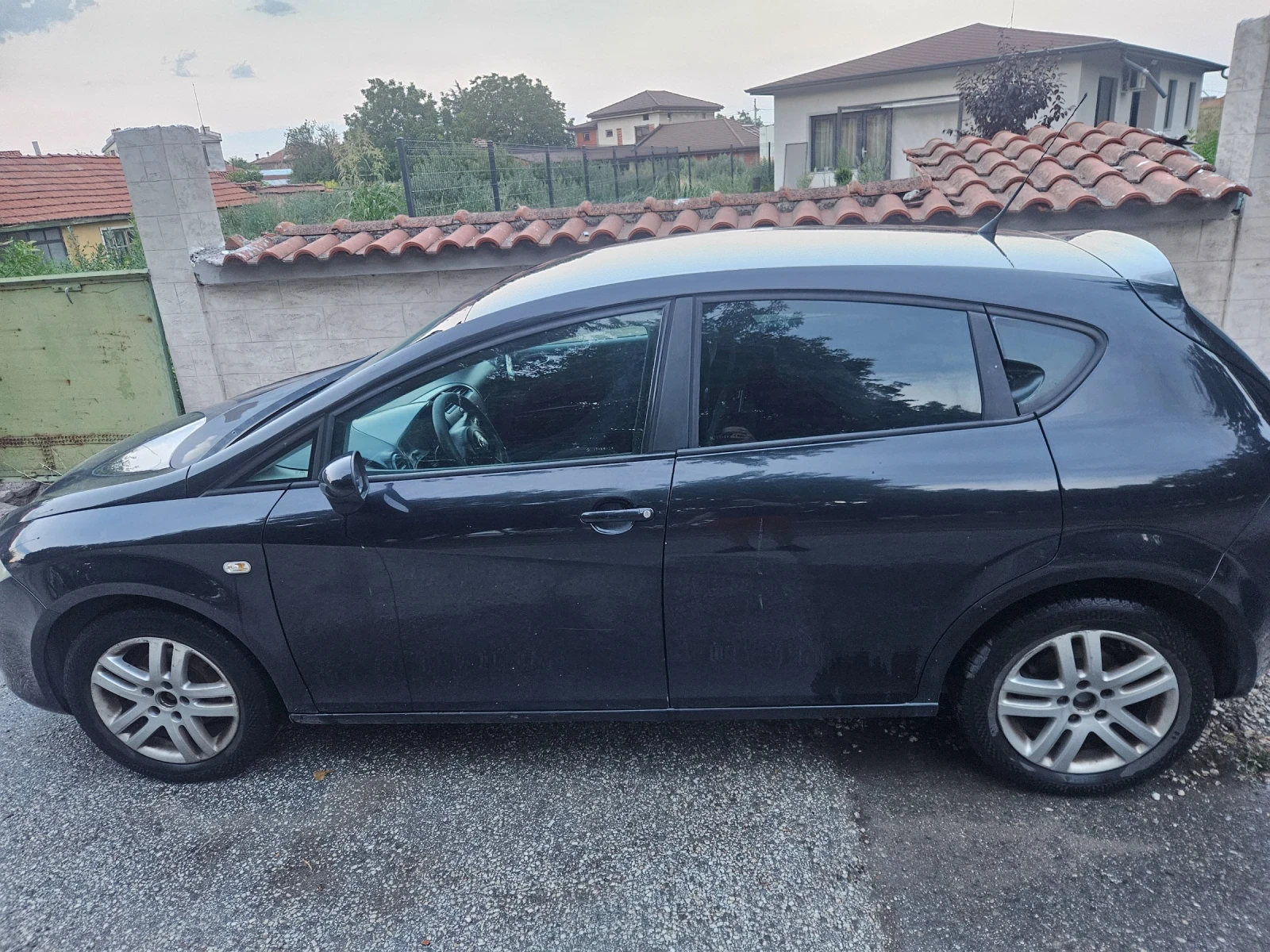 Seat Leon, снимка 6 - Автомобили и джипове - 55838857