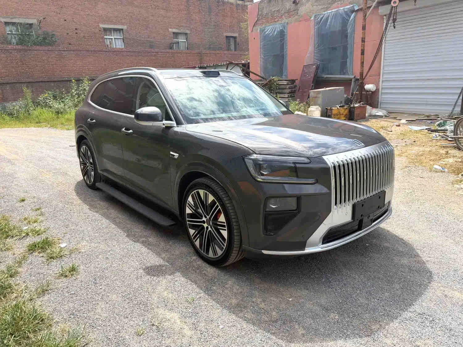Zeekr 9X 8X ULTRA+ | 70 kWh | 898 �.�. | AWD 4X4 | FULL  | Mobile.bg � ����������� 3