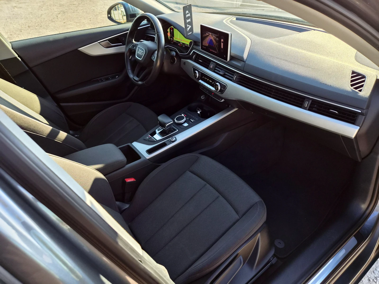 Audi A4 2.0 TDI, снимка 8 - Автомобили и джипове - 56598271