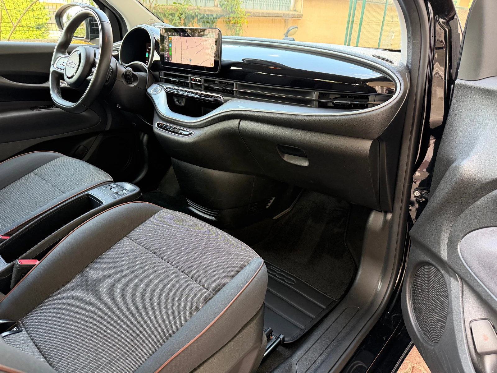 Fiat 500e Icon  42 kWh , снимка 11 - Автомобили и джипове - 56632555