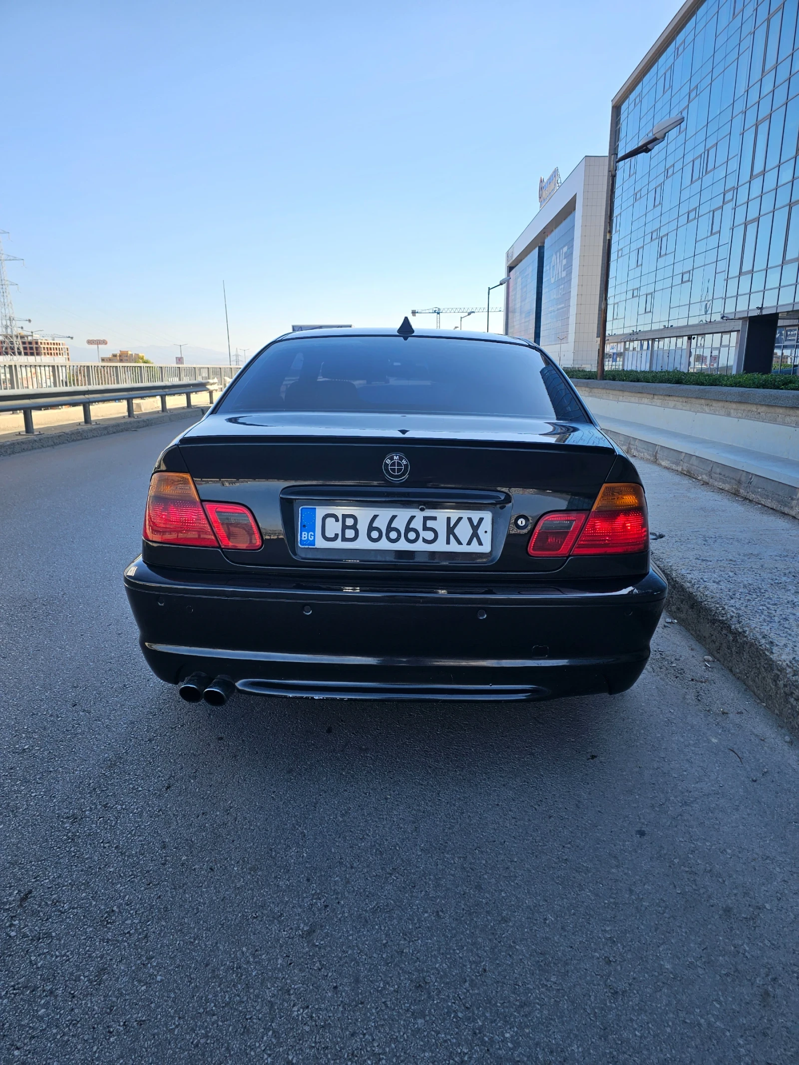 BMW 330, снимка 4 - Автомобили и джипове - 56639884
