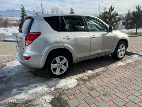 Toyota Rav4 2.2 Dcat Keyless Go, снимка 4