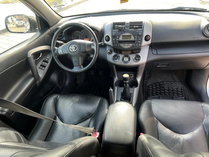 Toyota Rav4 2.2 Dcat Keyless Go, снимка 12 - Автомобили и джипове - 48724962