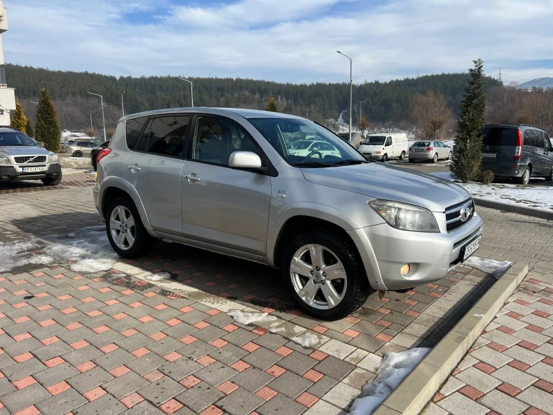 Toyota Rav4 2.2 Dcat Keyless Go, снимка 5 - Автомобили и джипове - 48724962