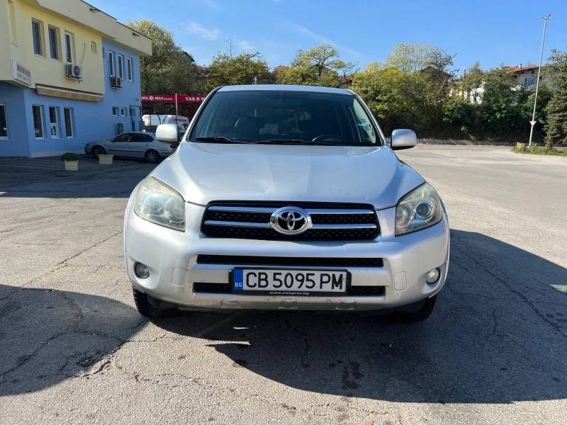 Toyota Rav4 2.2 177hp , снимка 2 - Автомобили и джипове - 47732443