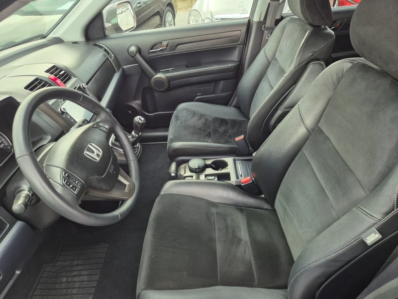 Honda Cr-v 2.2 i-DTEC, снимка 8 - Автомобили и джипове - 48070917