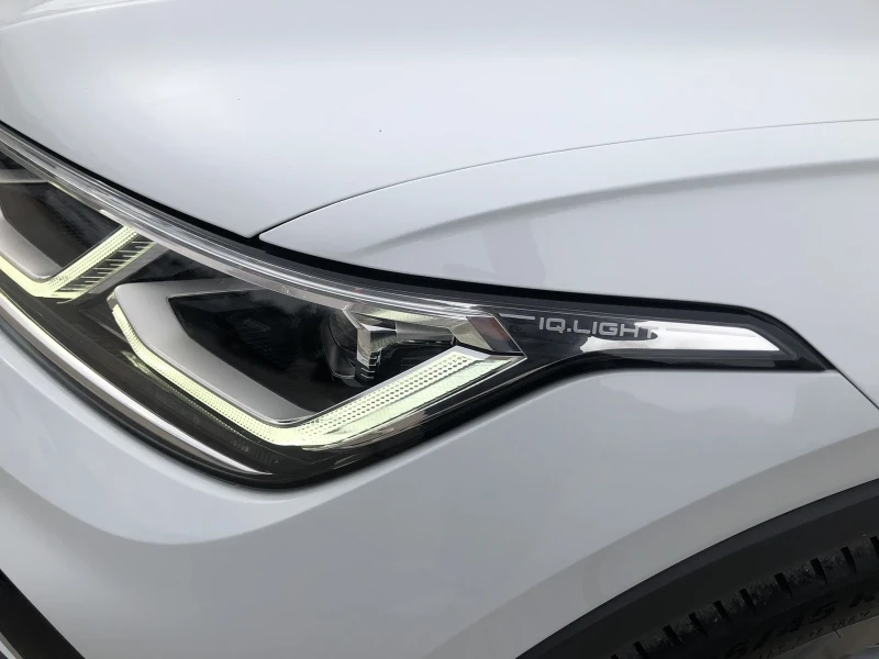 VW Tiguan R-Line Hybrid, снимка 15 - Автомобили и джипове - 50638061