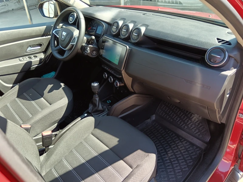 Dacia Duster 1.5dci-116kc, снимка 12 - Автомобили и джипове - 51822574