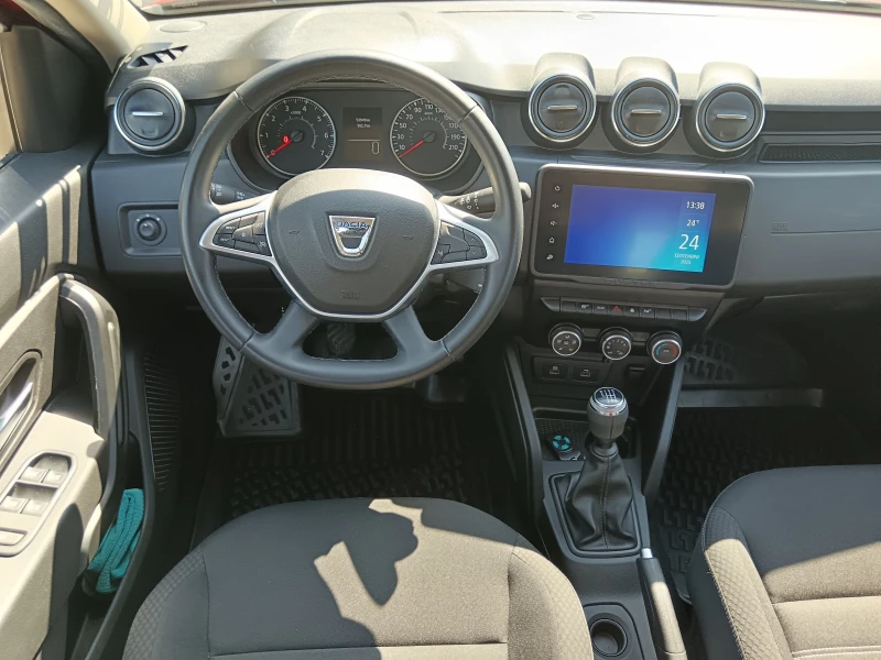 Dacia Duster 1.5dci-116kc, снимка 11 - Автомобили и джипове - 51822574