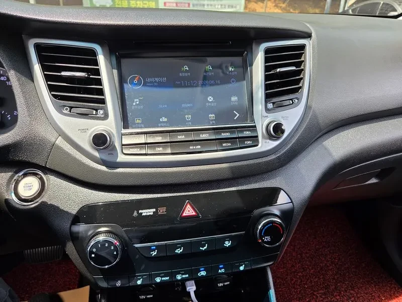 Hyundai Tucson 2.0 - САМО 30% АВАНС, снимка 10 - Автомобили и джипове - 56065945