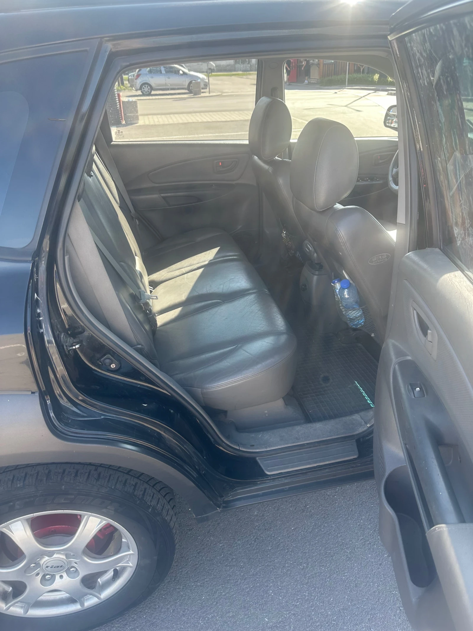 Hyundai Tucson 2.7/Gaz-Avtomat - изображение 9