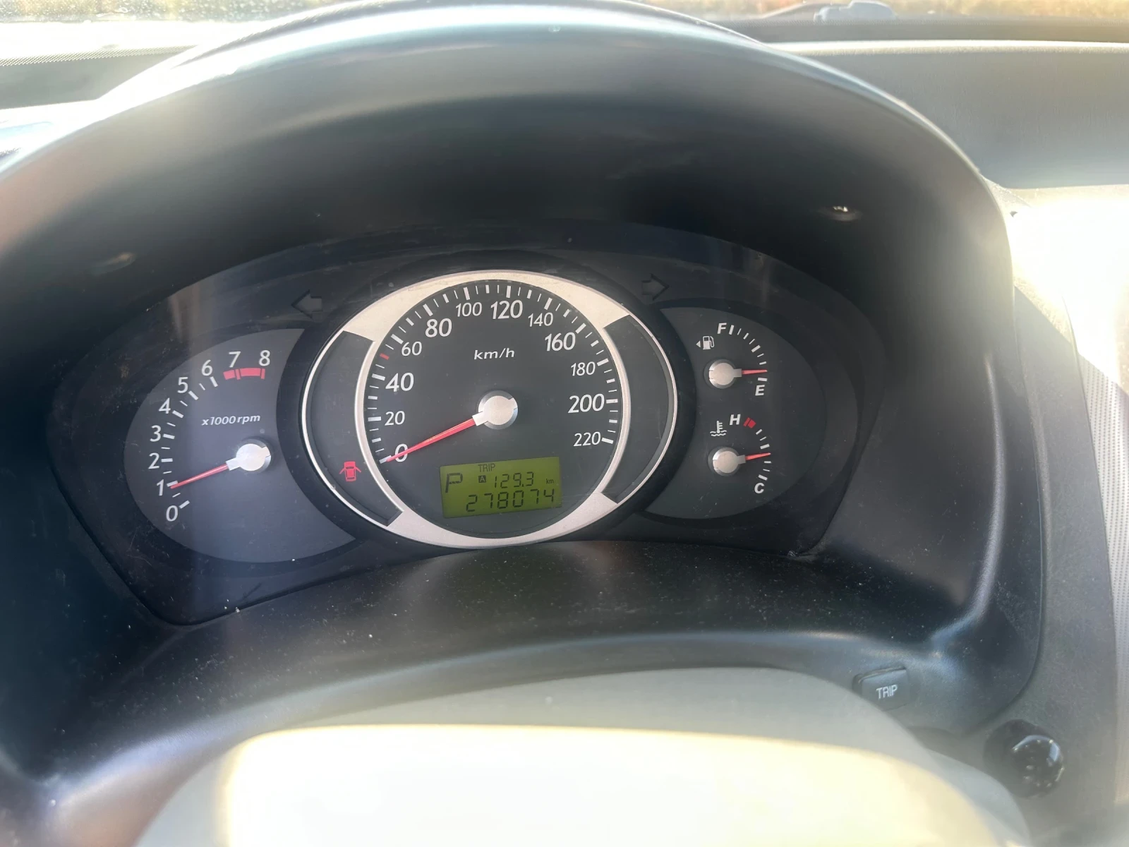 Hyundai Tucson 2.7/Gaz-Avtomat - изображение 10