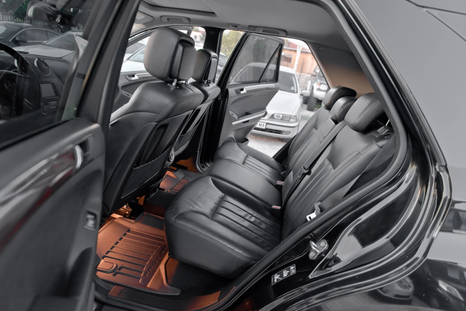 Mercedes-Benz ML 500 306ks gaz | Mobile.bg — изображение 9
