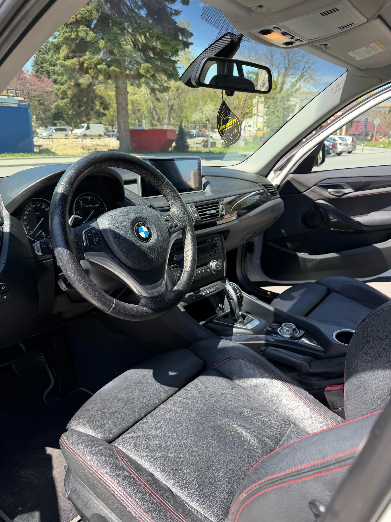 BMW X1 xDrive20d 184к.с 8ZF Кожа Navi Перa Бяла Пе, снимка 9 - Автомобили и джипове - 54577245