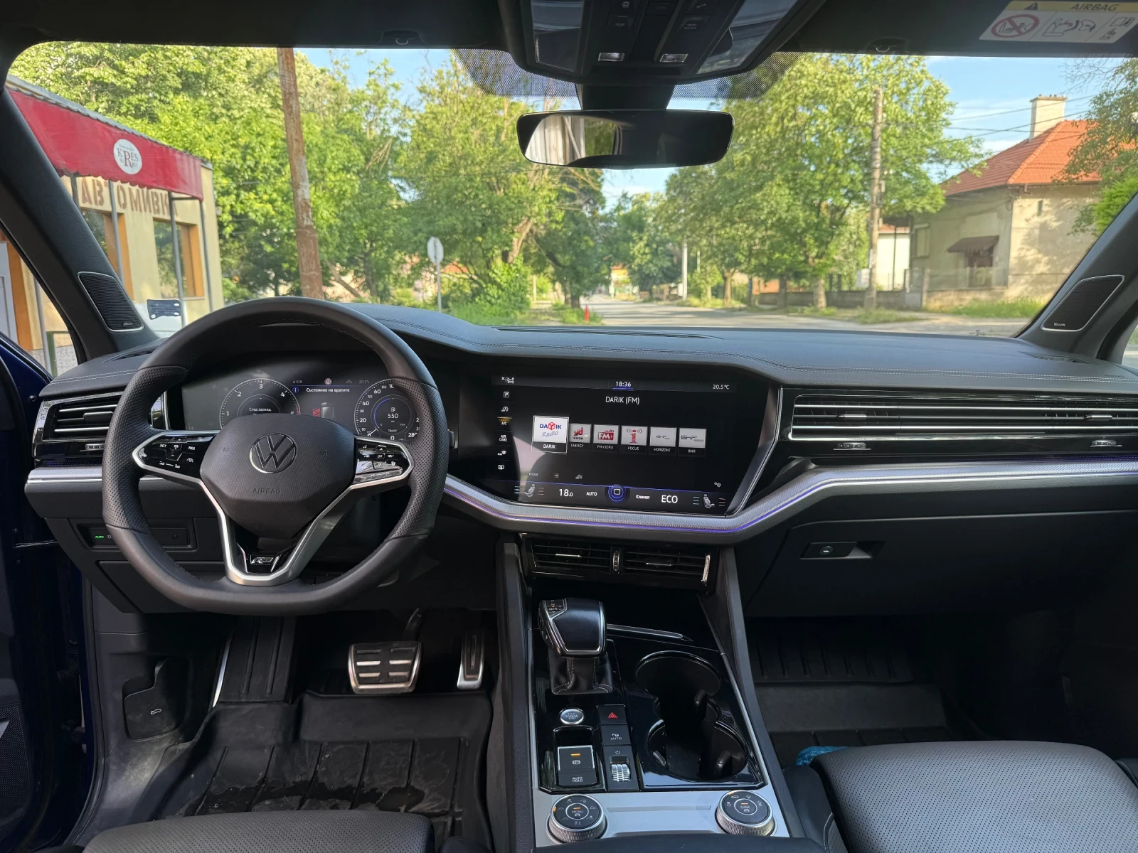 VW Touareg R Line 3.0TDI, снимка 8 - Автомобили и джипове - 54729346