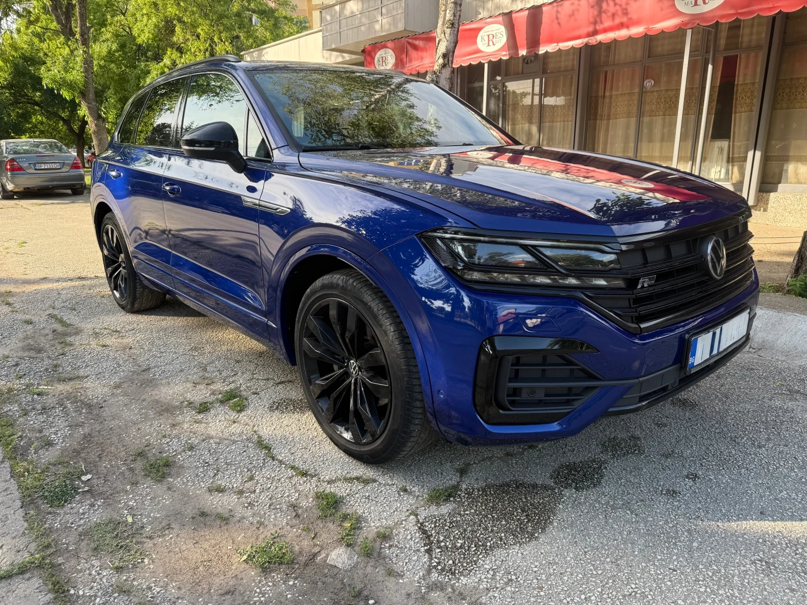 VW Touareg R Line 3.0TDI, снимка 2 - Автомобили и джипове - 54729346