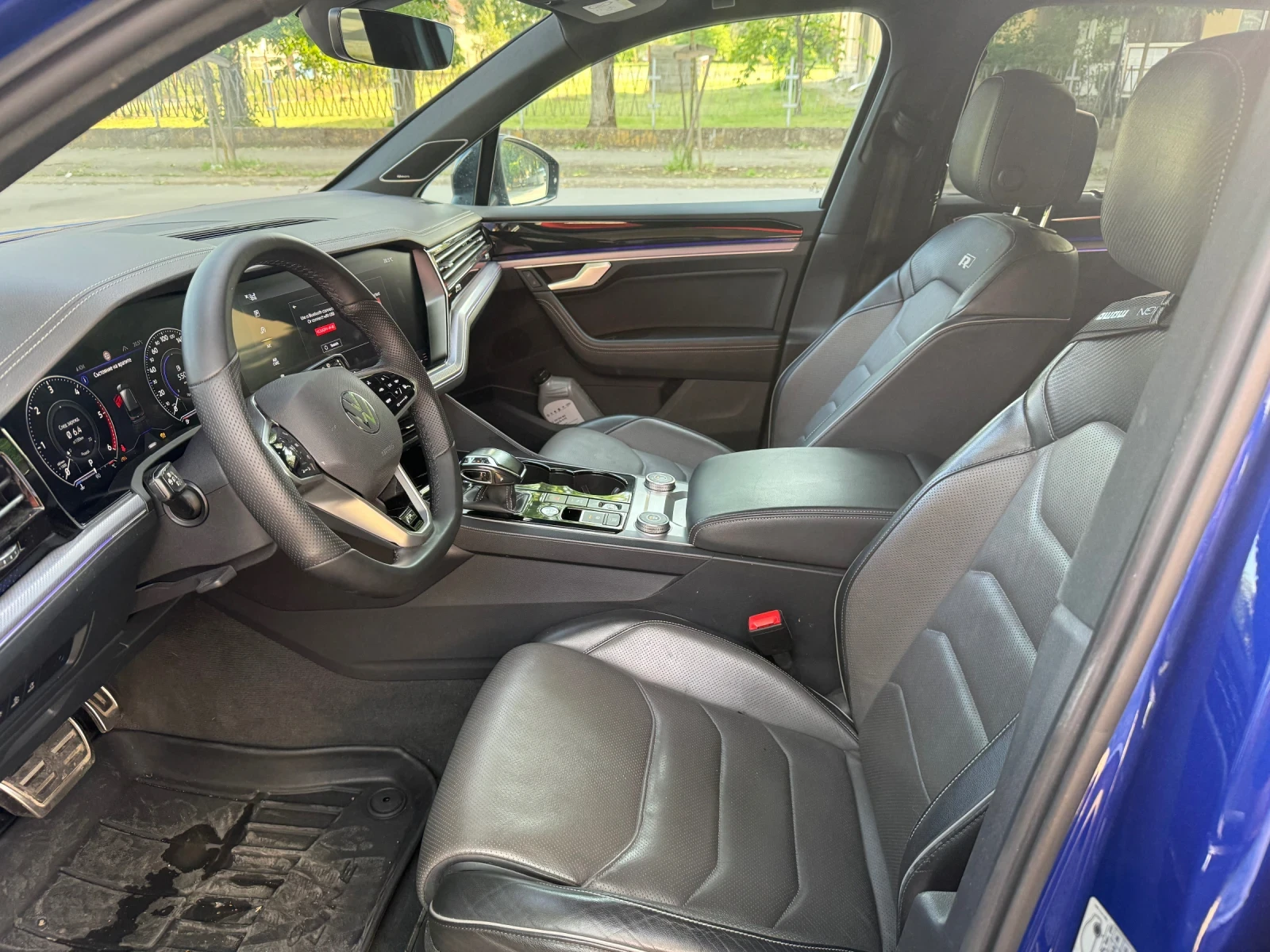 VW Touareg R Line 3.0TDI, снимка 6 - Автомобили и джипове - 54729346