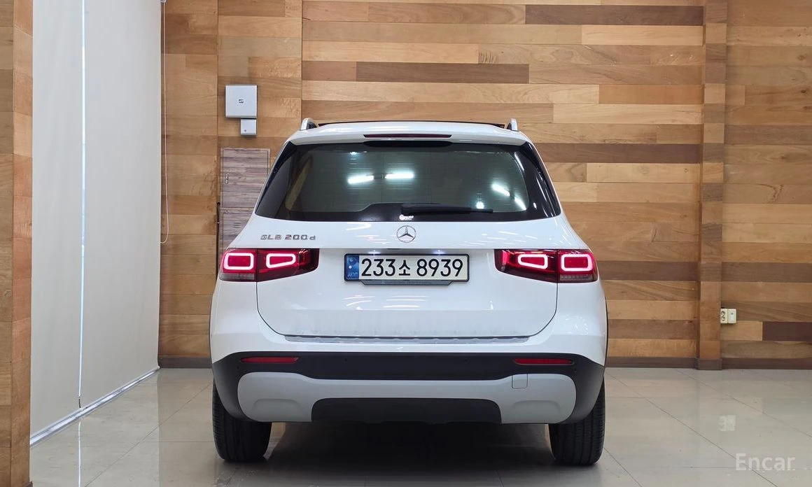 Mercedes-Benz GLB, снимка 4 - Автомобили и джипове - 55281160