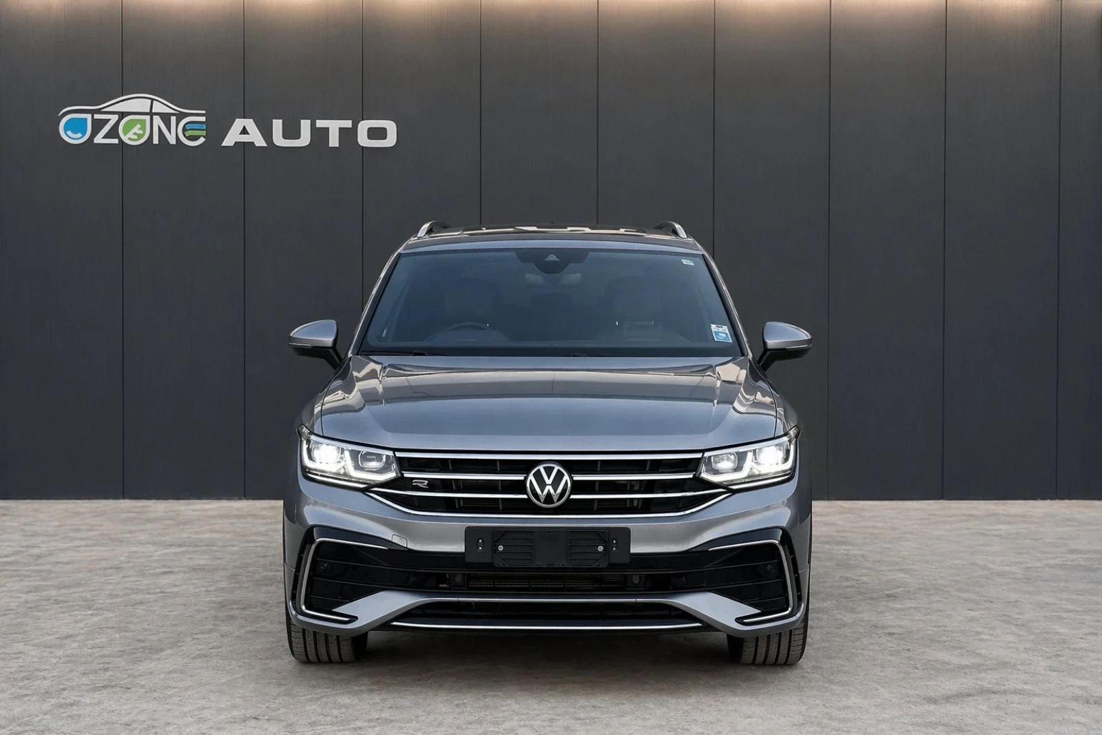 VW Tiguan, снимка 2 - Автомобили и джипове - 55548273
